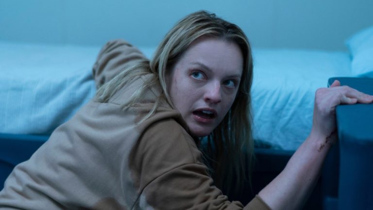 O Homem Invisível 2 ainda deve acontecer, indica Elisabeth Moss