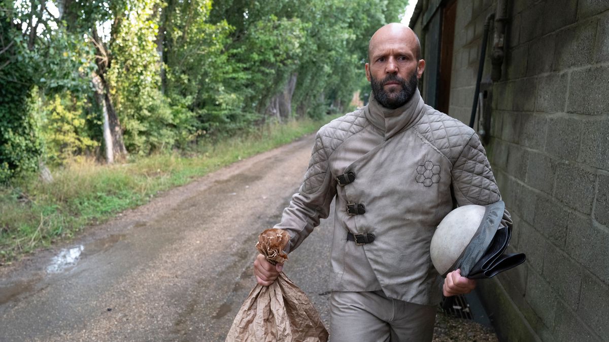 Beekeeper nova imagem do filme com jason Statham