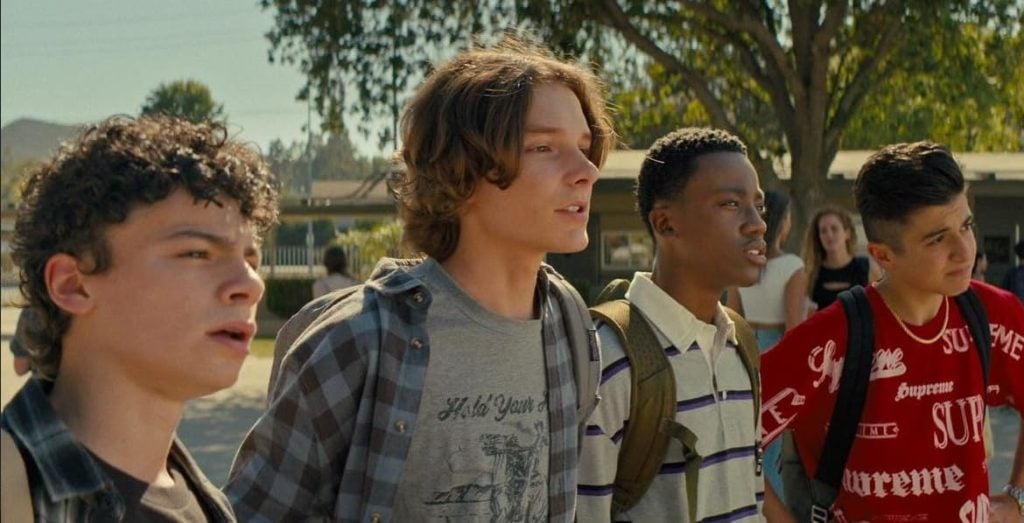 Os Novatos é o novo filme adolescente da Netflix recheado de besteirol